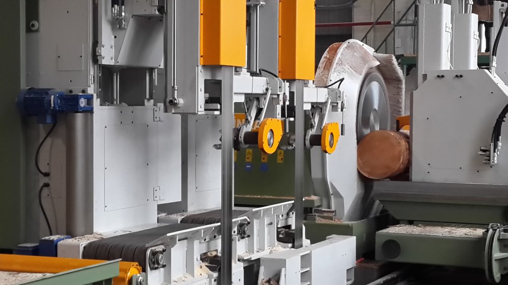 Пилорама ленточная вертикальная UHM_120_Н_T