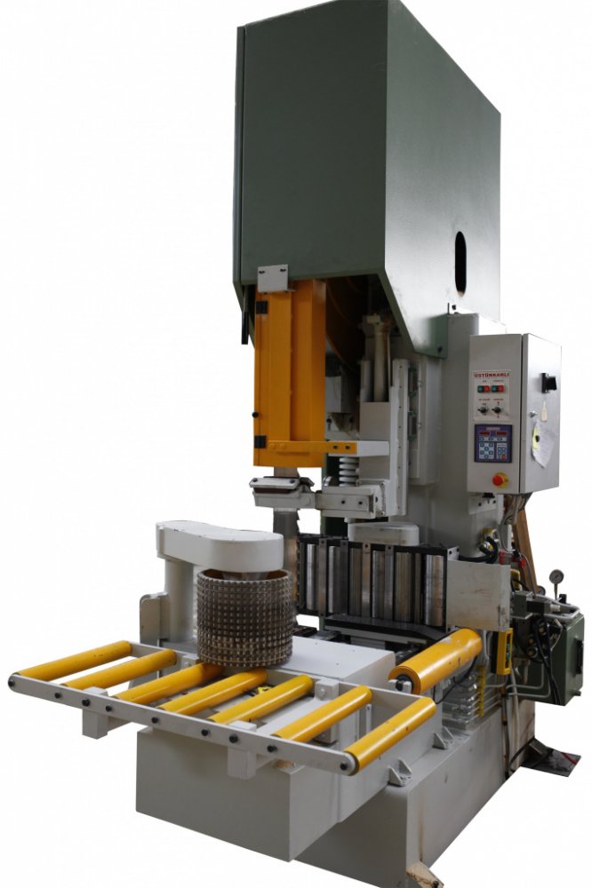 Вертикальный ленточный делительный станок модели UYM 100