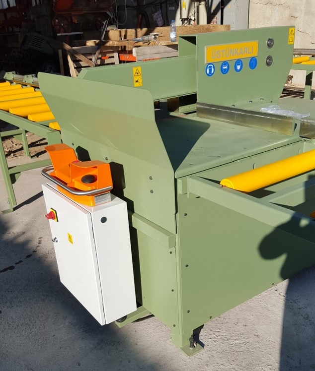 Торцовочный станок UDKB P-18