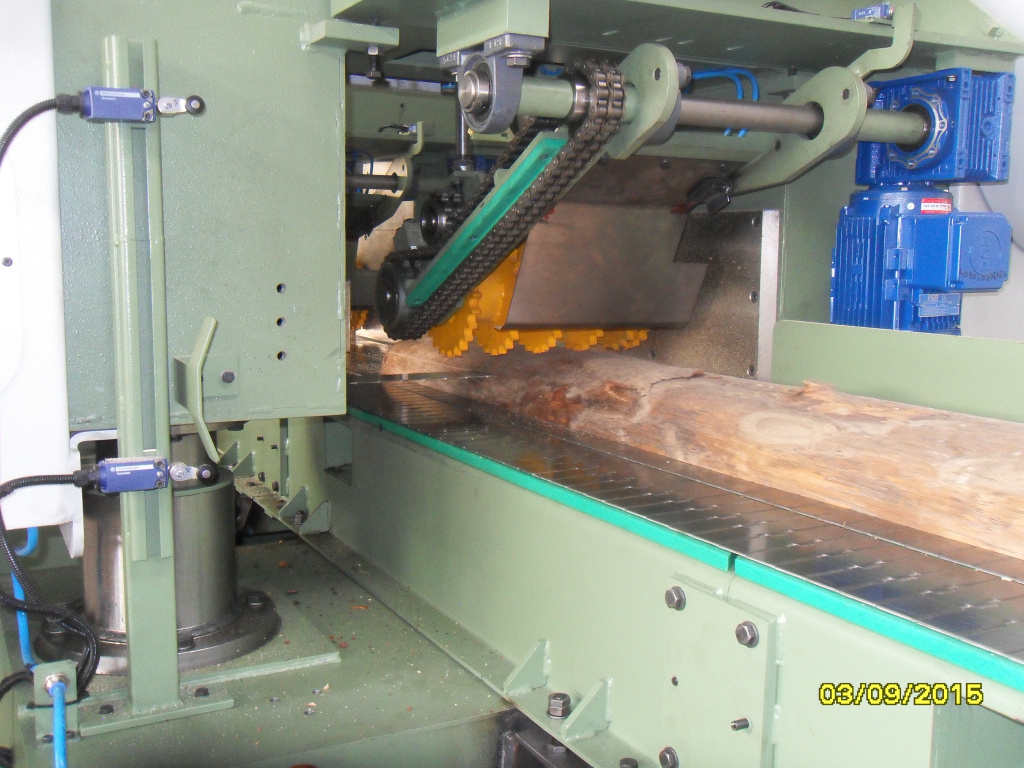 Горизонтальный ленточный делительный станок модели UYYM_100