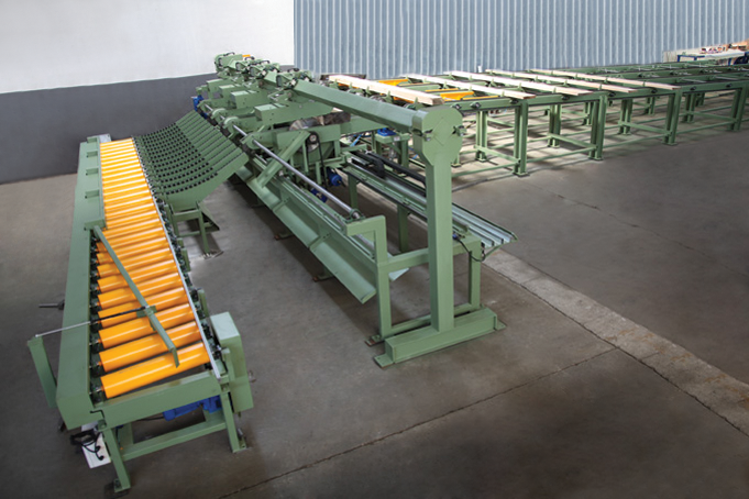 Торцовочный станок UDKB P-18