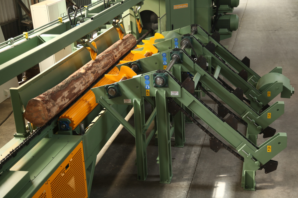 Гидравлический брусовальный станок модели UDKTY 4/16