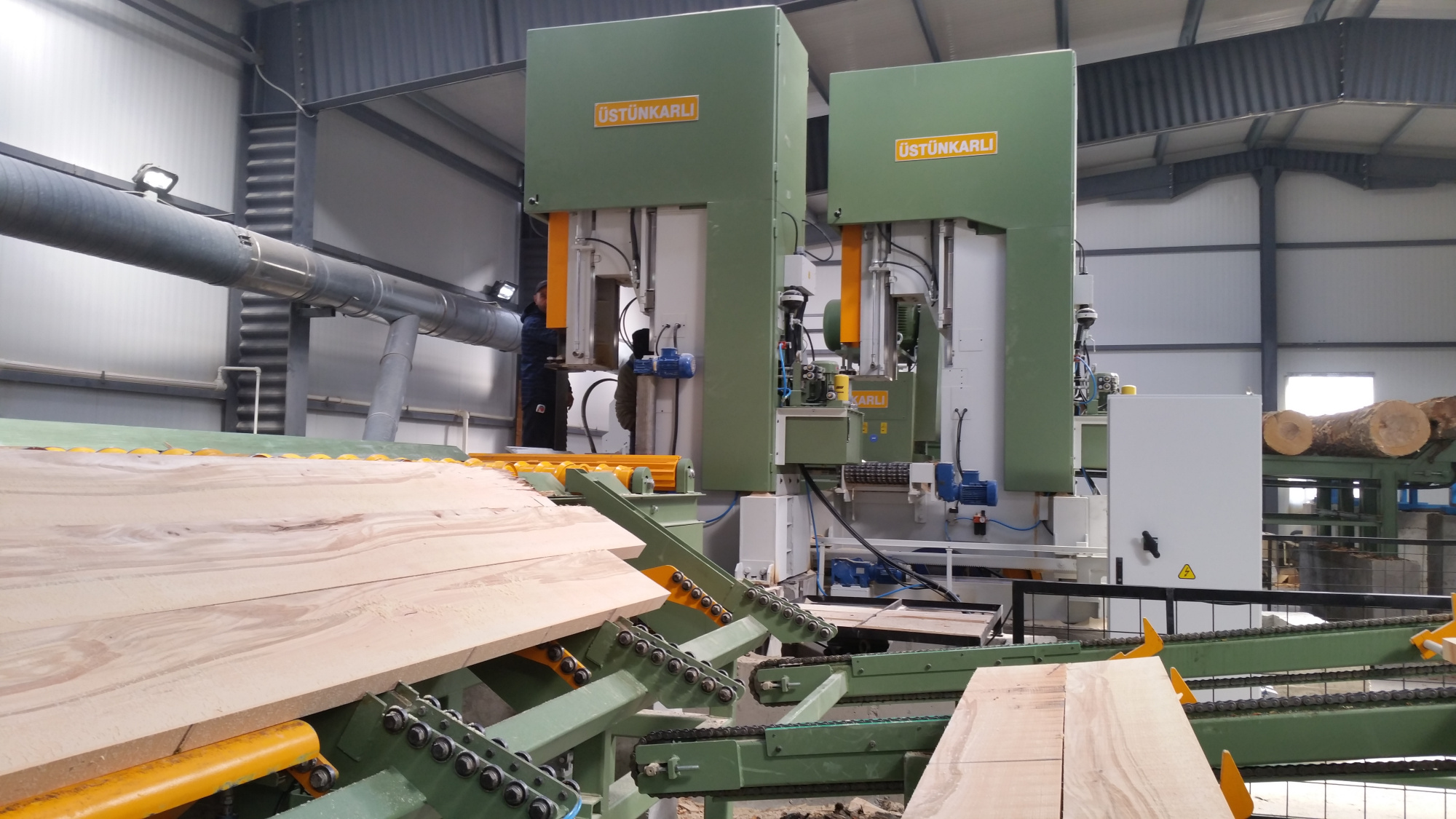 Пилорама ленточная вертикальная UHM_120_M_T