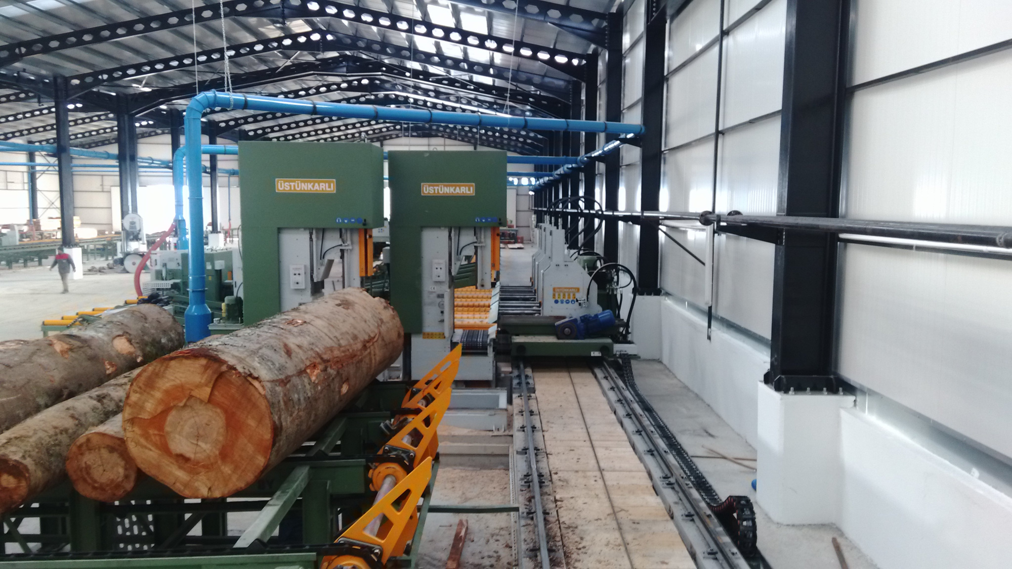 Пилорама ленточная вертикальная UHM_120_M_T